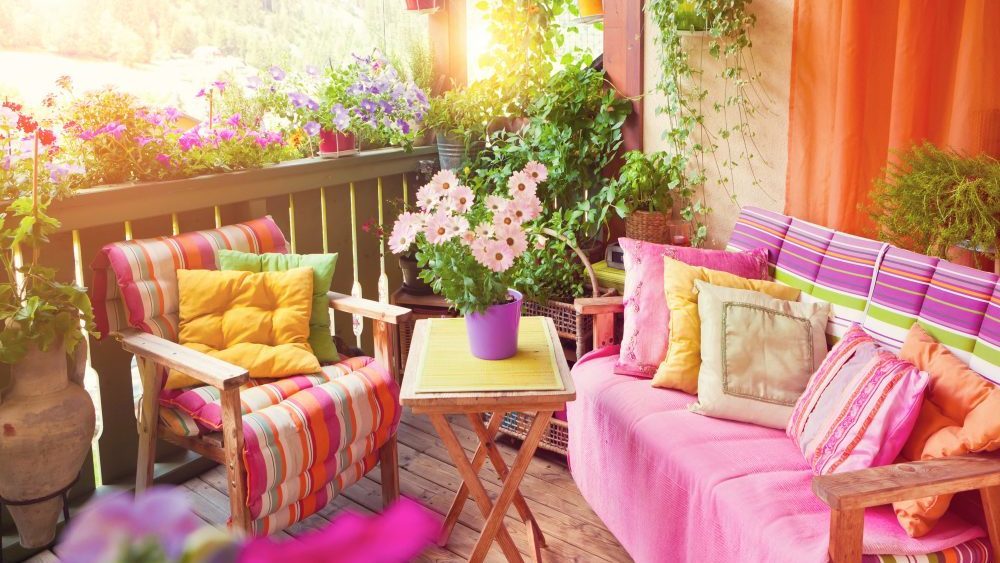 Transforming a Balcony or Terrace Into a Private Retreat