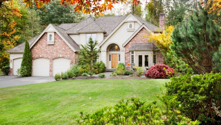 Six Easy Steps to Creating Curb Appeal