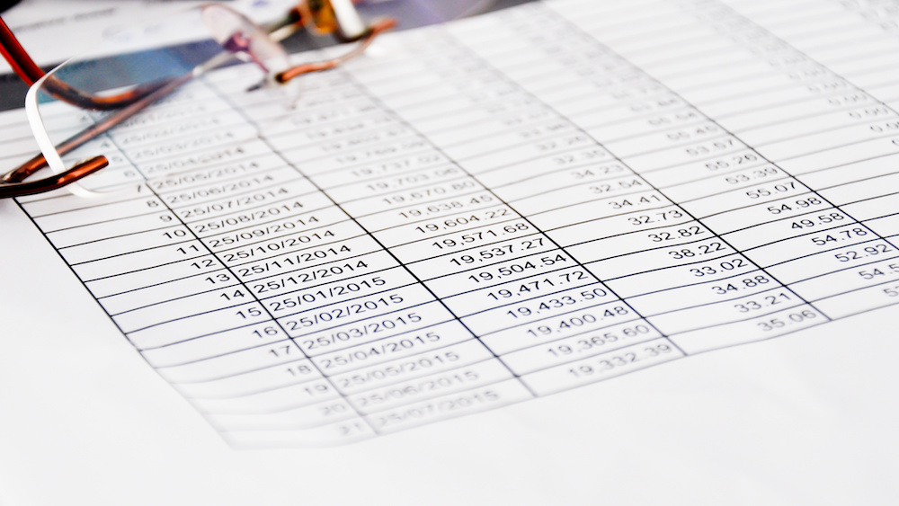 Loan schedule table sheet shows the concept of biweekly mortgage payments.